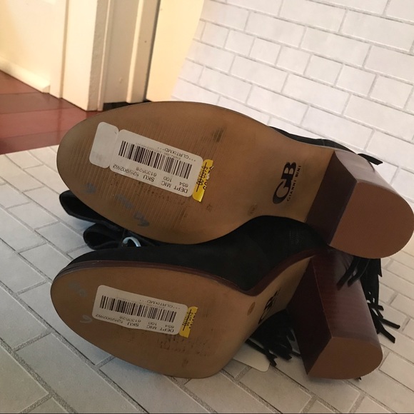 Gianni Bini “Back Drop” fringe black suede boots - Picture 5 of 8